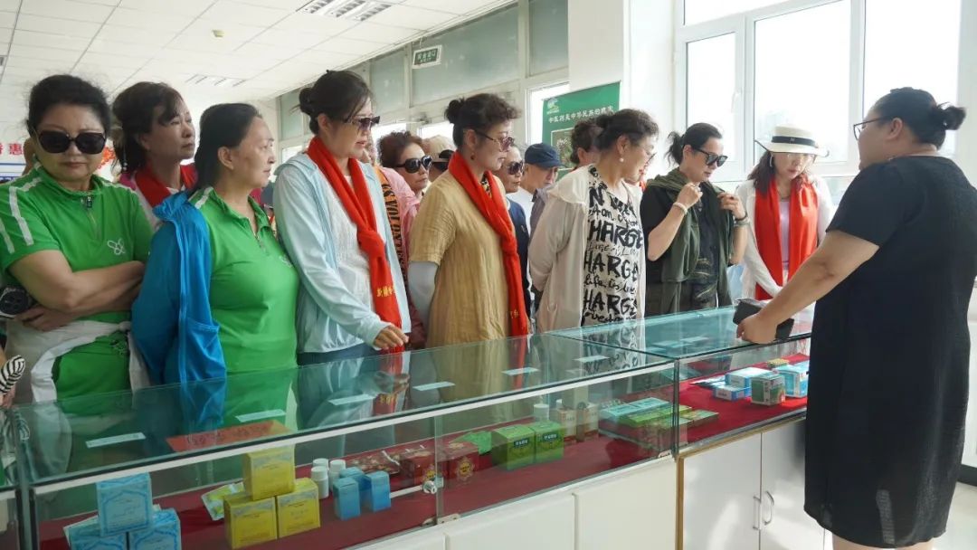 哈巴河縣 交融汲取養(yǎng)料 聯動凝聚力量——組織文化藝術交流活動側記